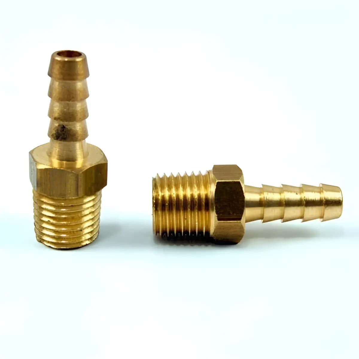 ESPIGAO GIRATORIO 1/4" P/ MANG.3/8" LATAO